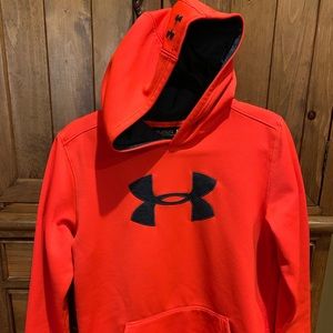 UA pullover sweatshirt